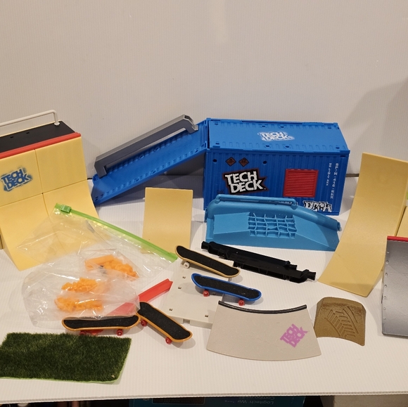 Tech Deck Container and Ramp Set - Picture 3 of 16